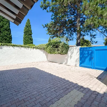 Charming House For Rent In Port With Wi-fi And Private Mooring * Grimaud